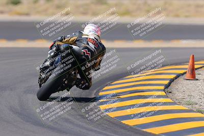 media/Oct-08-2022-SoCal Trackdays (Sat) [[1fc3beec89]]/Turn 11 Backside (1145am)/